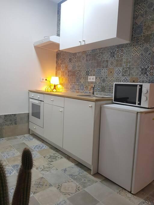 B Reform Netflix Parking Segun Disponibilidad * Seville
